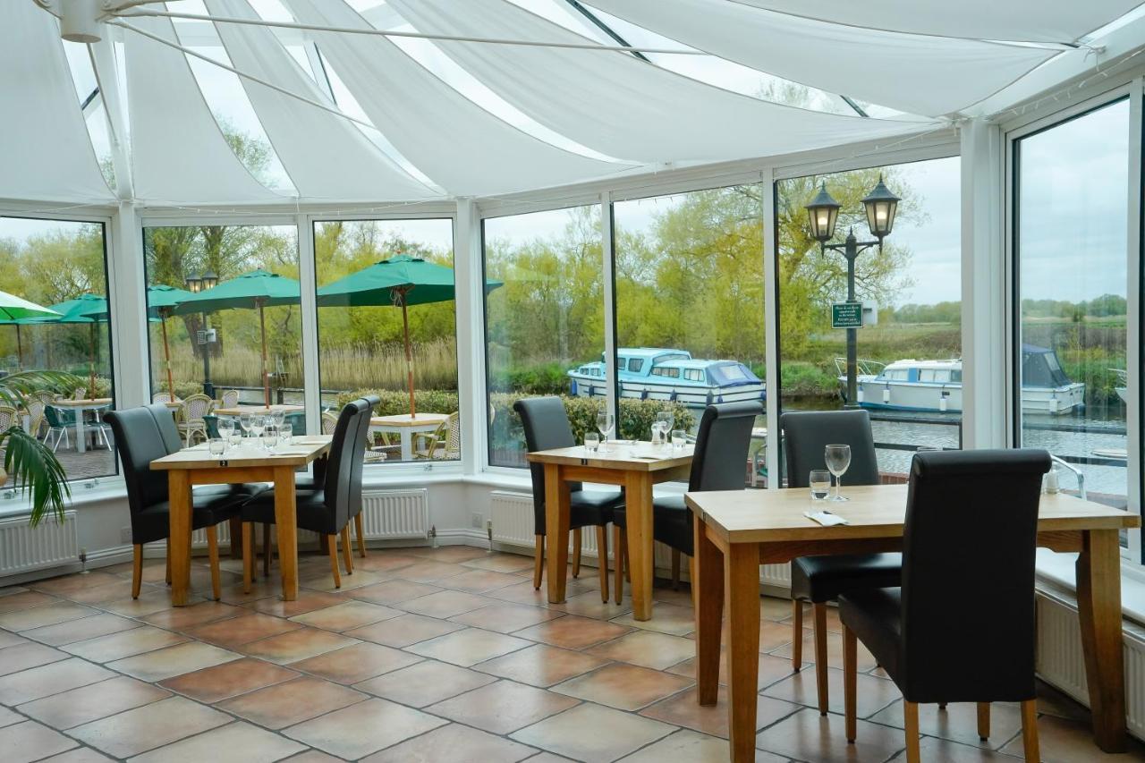 Waveney House Hotel Beccles Exteriör bild