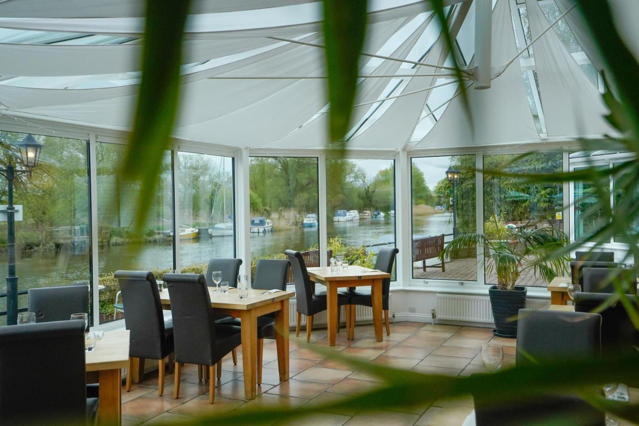Waveney House Hotel Beccles Exteriör bild
