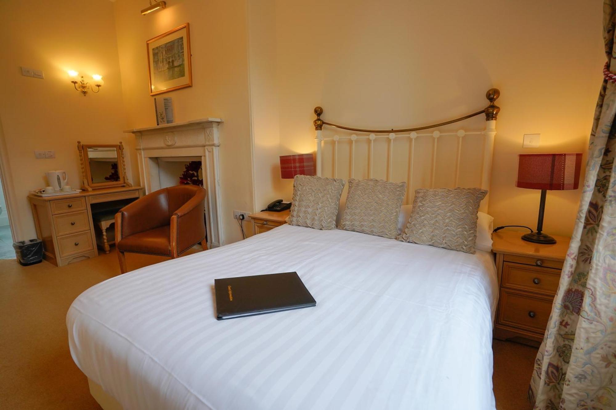 Waveney House Hotel Beccles Exteriör bild