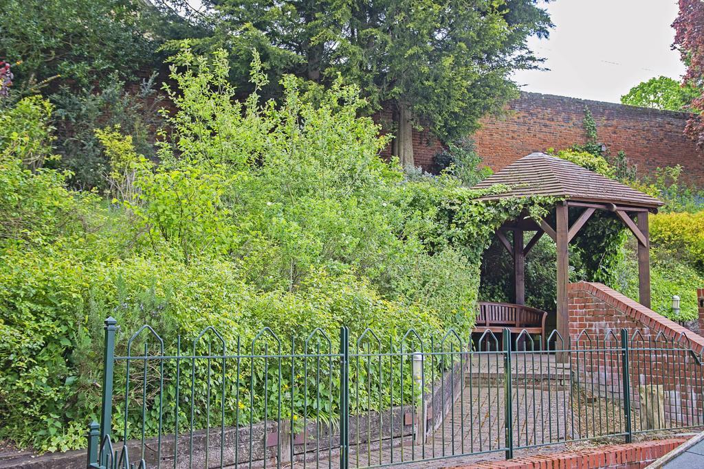 Waveney House Hotel Beccles Exteriör bild