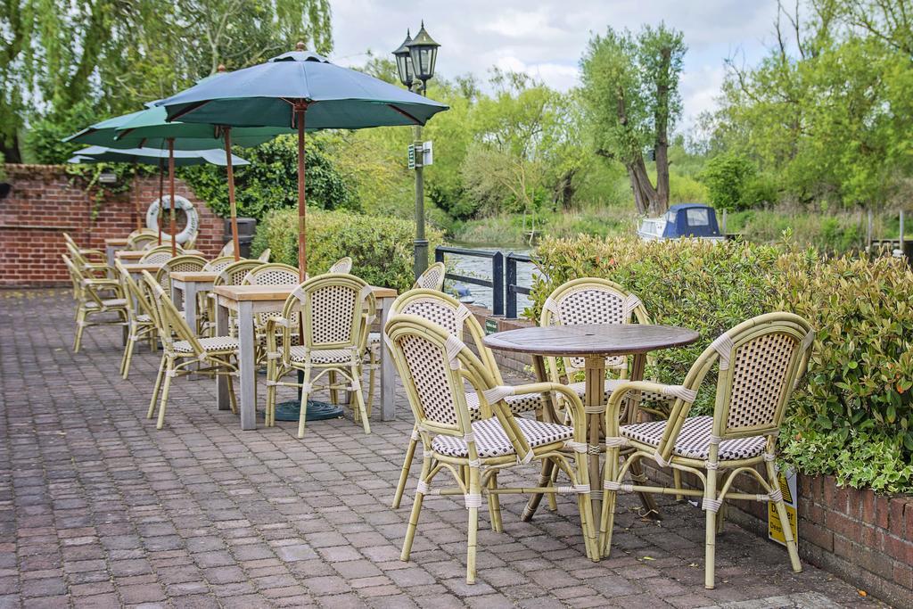 Waveney House Hotel Beccles Exteriör bild